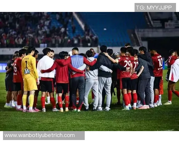 泰州足球辟谣雇佣军传闻与亚泰合作召集本地及输送球员