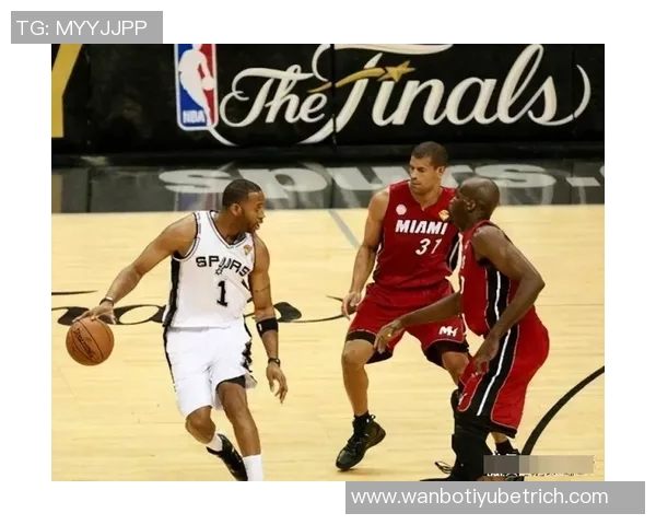 奎因半场表现亮眼13号秀砍下8分4板并送生涯最高8助