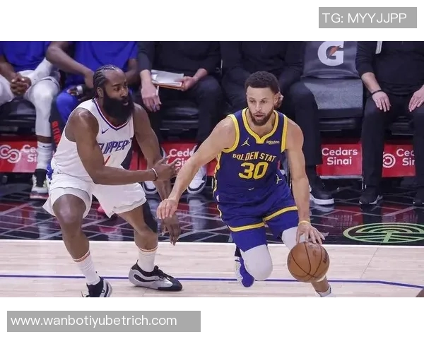 三万分大关谁能突破哈登稳定库里有潜力威少遗憾字母哥撑起未来希望 三万分大关谁能突破哈登稳定库里有潜力威少遗憾字母哥撑起未来希望